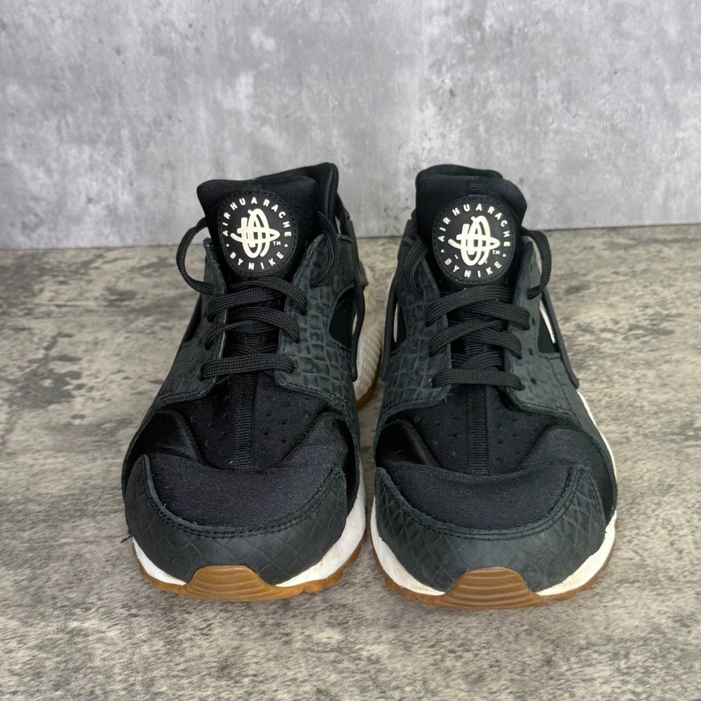 Nike Air Huarache Run Premium Shoes Black/White Snakeskin Women 8.5 683818-011 - Picture 4 of 11